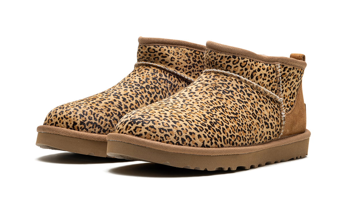 Ultra Mini Speckles Boot WMNS "Chestnut" 1149270 CHE